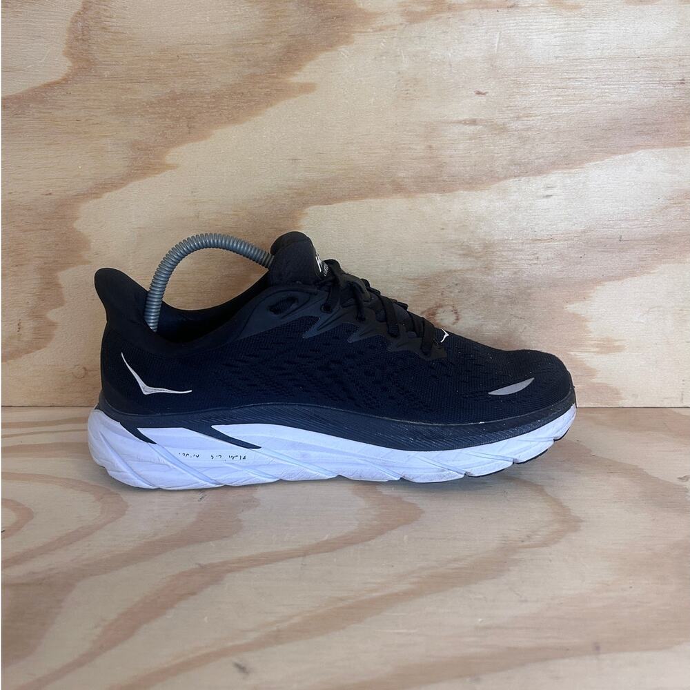 Hoka One One - Clifton 8 - Running Shoes - Black - Women's - 9B - 1119394 BWHT - Picture 5 of 9